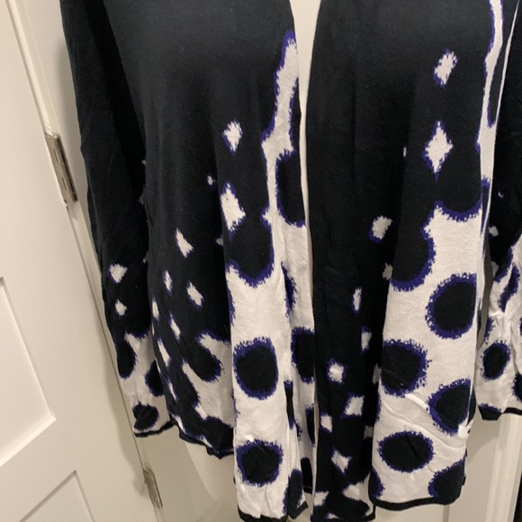 SOMA Intimates Wrap - Picture 2 of 12